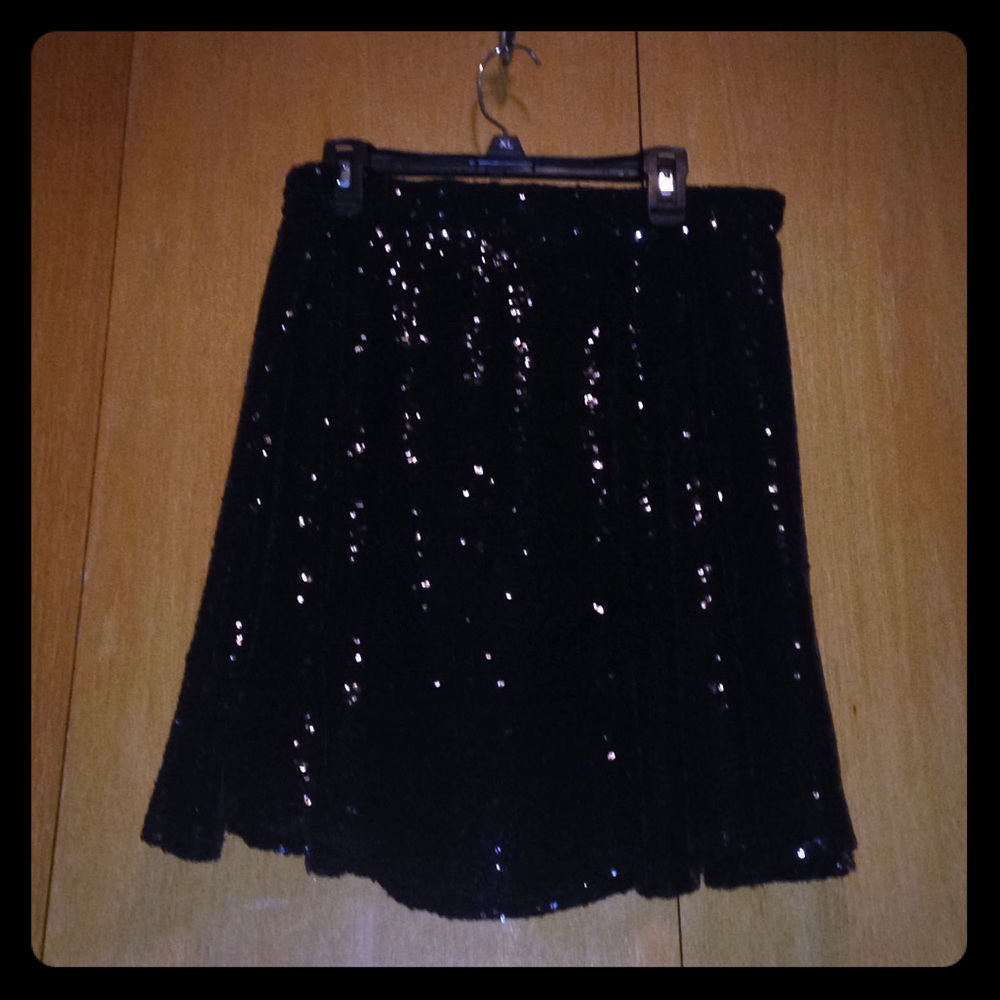 Black sparkly skirt